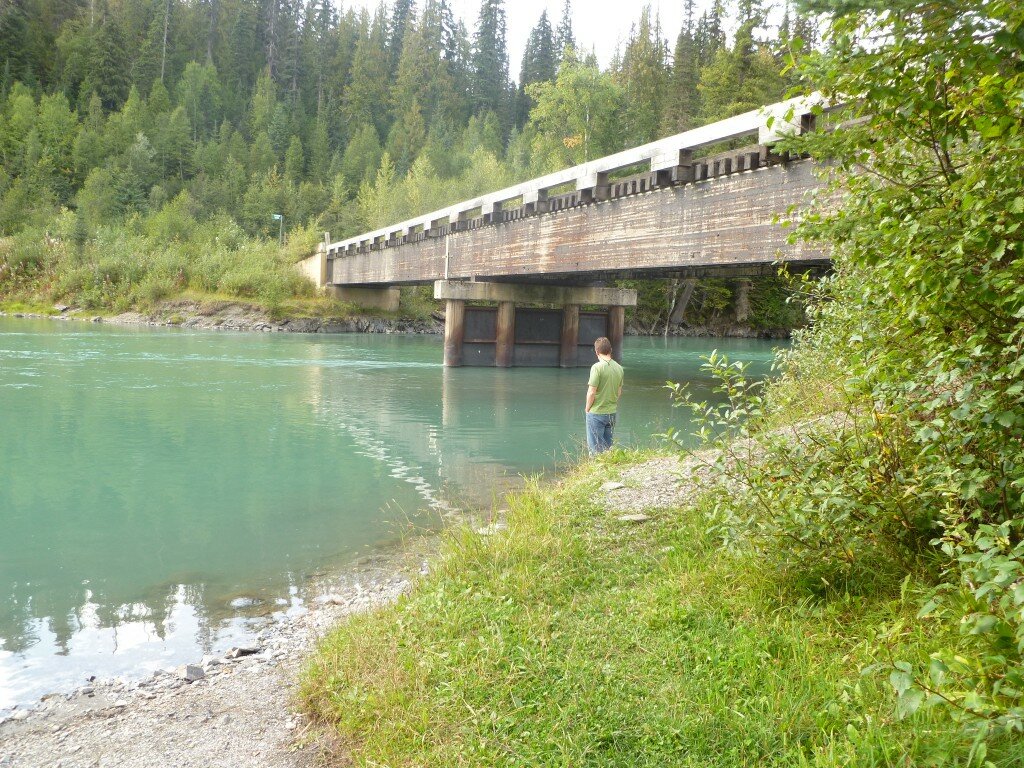 Looking for sockeye on the Cariboo River - Sept. 2013